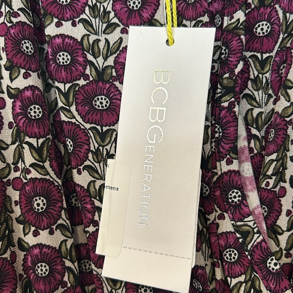 BCBG Print Wrap Dress-size XL-NWT - Picture 2 of 10